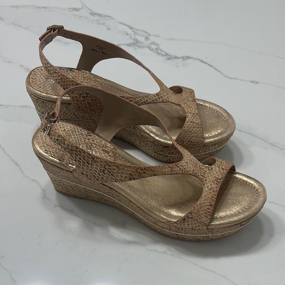 Donald J. Pliner Tan Wedge Shoes - Picture 6 of 17